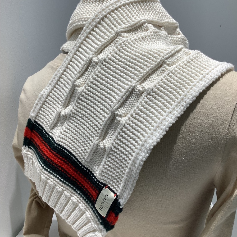 Gucci Scarf - Picture 5 of 7